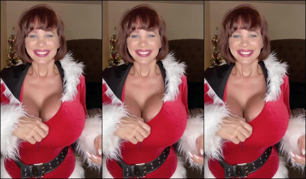 Thebrittanyxoxo My Last Post Of The Day Hope Everyone Has A Very Merry Christmas And Sending All My Lo