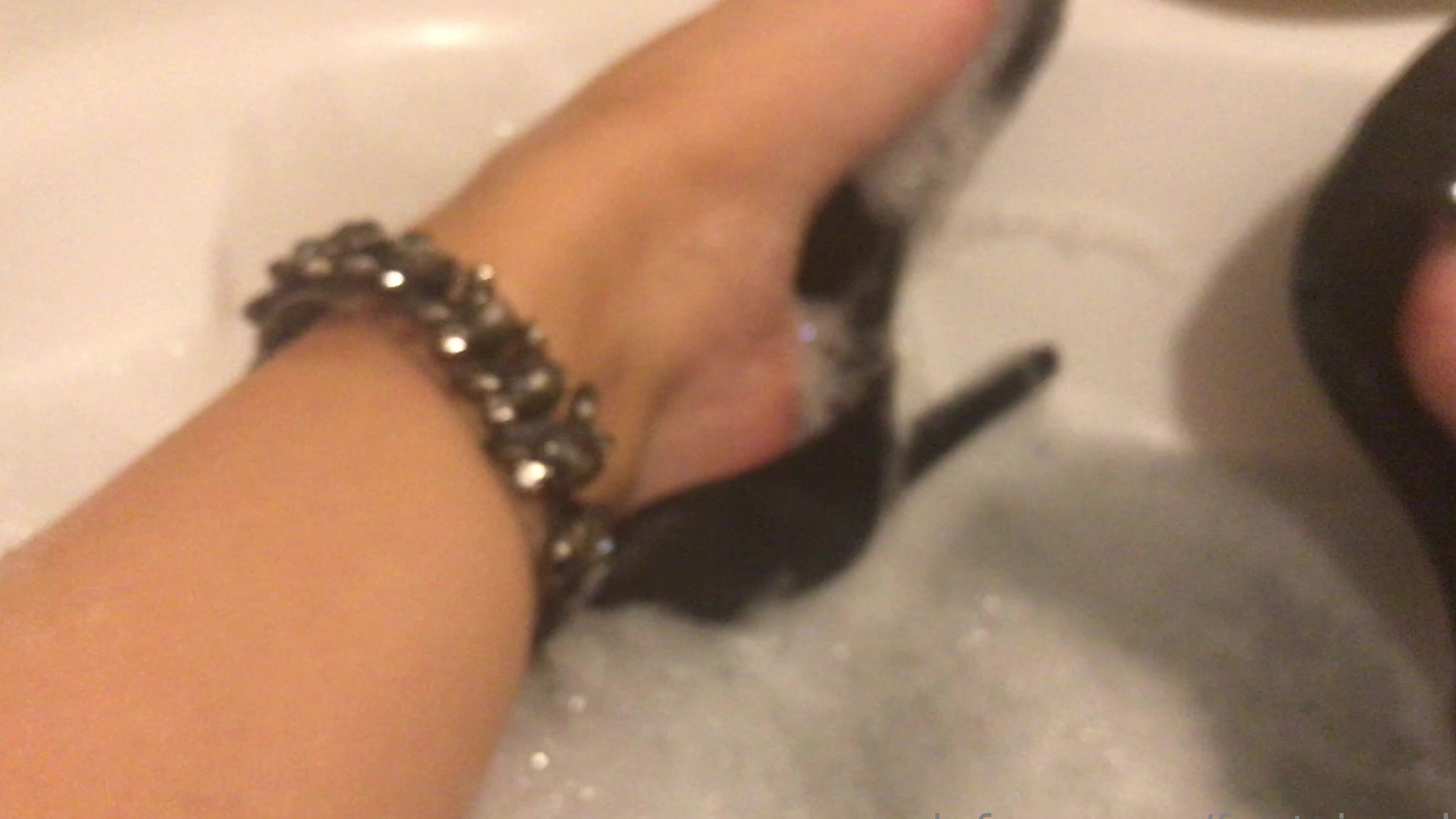 Footsiegalore Only Fans Exclusive Soaking Wet High Heels K