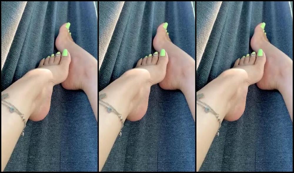 Goddess Cinnamon Aka Cinnamonfeet2 Onlyfans Come To The Hammock With Me I Promise You Ll Have A Good Time