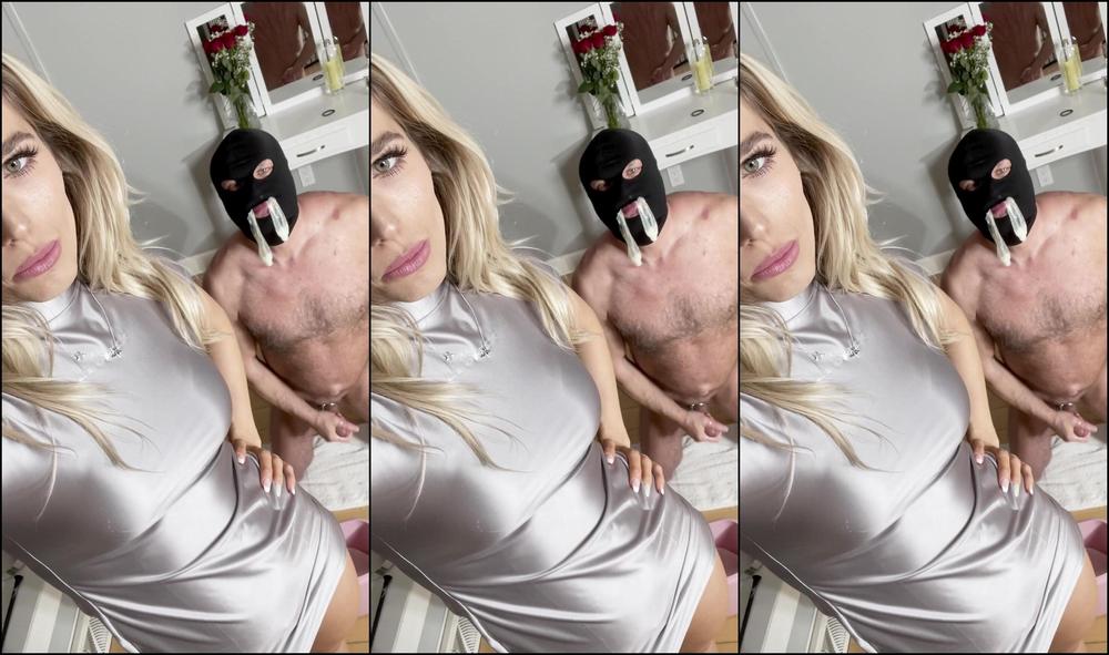 Princess Amber 2021 12 23 2310022563