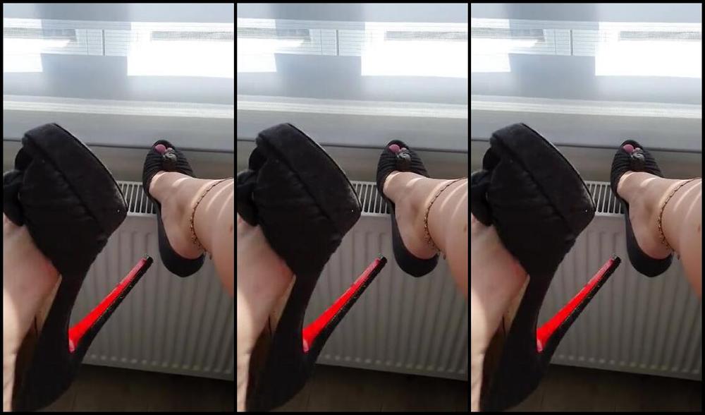 Deliciousdutchfeet Nicknamed Deliciousdutchfeet Onlyfans My Louboutins Always Makes Me Happy The Red Soles Are So Hot That I Feel More Sexy Wearing Them 11