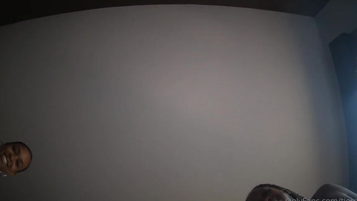 Tierradoll Onlyfans Giantesses Mariceli Babe Ghostbabe21 Fins A Tiny Man In Our Hotel Room