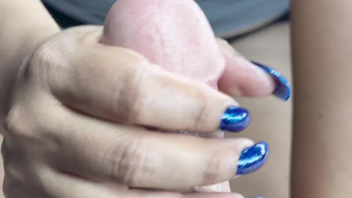 Latinamala Nicknamed Latinamala1 Onlyfans 09 08 2023 Blue Nails Handjob With My Cute Hands Up Close And Personal