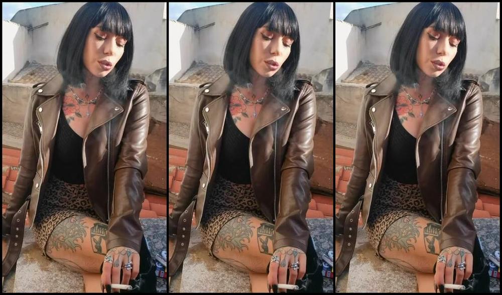 Queen Kinkerbell Nicknamed Kinkerbell23 Onlyfans Brown Leather Thigh High Boots And A Short Denim Skirt Loving This Outfit But Evv