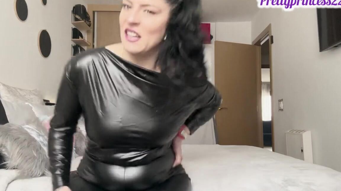 Prettyprincess220 02 22 2025 Onlyfans Video Portate Bien