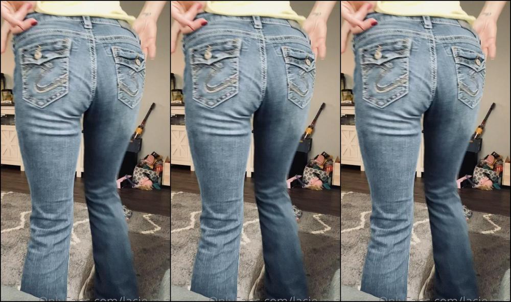 Lacie May 2007224488 01 12 2021 I Love To Tease And Flash My Panties