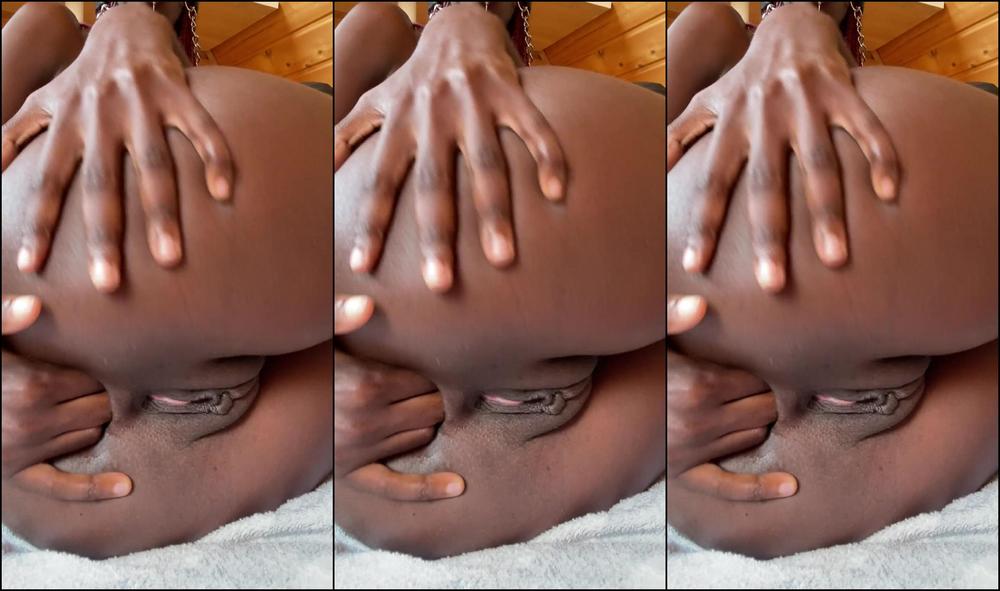 Sexmeat 2930054029 07 26 2023 I Love Playing With My Body Like The 3 Holed Sex Toy It Is Being Gagged While