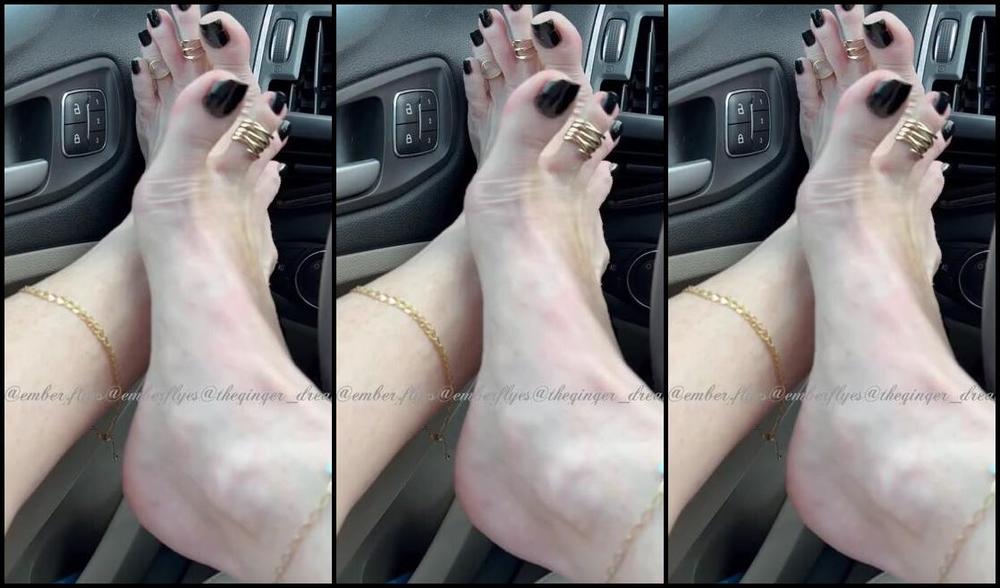 Thegingerdream Nicknamed Theginger Dream Onlyfans A Little Naughty Talk To Pass The Time How Do We Like Black Polish