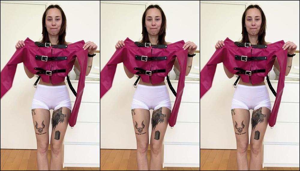 anakatana-06-05-2022-2447072495-i-got-a-lot-of-presents-from-sir-fatwolf-which-one-do-you-think-is-my-favorite-i-got-qui