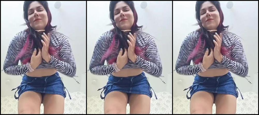 Giantess Debora Nicknamed Giantess Debora Onlyfans Happy Weekend