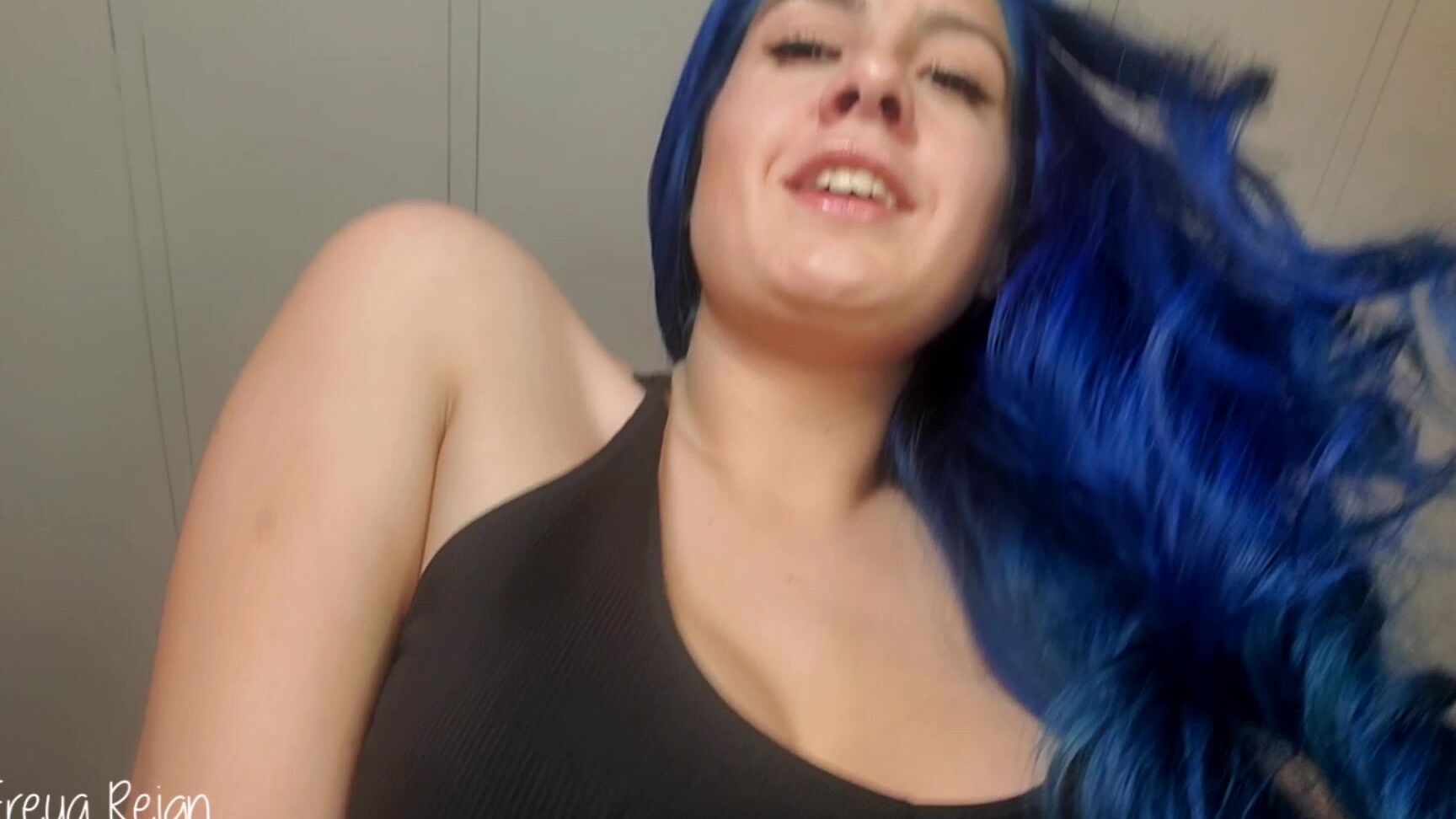 "Freya Reign" bratgirls, dirtytalking, humiliation, povstrapon, roleplay, sfw Sorority Girl Takes Your Virginity Manyvids