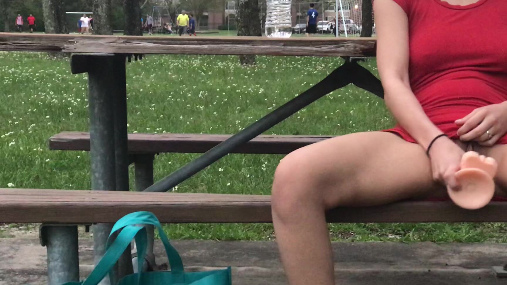 Diosaera Masturbation In Park Until Squirt