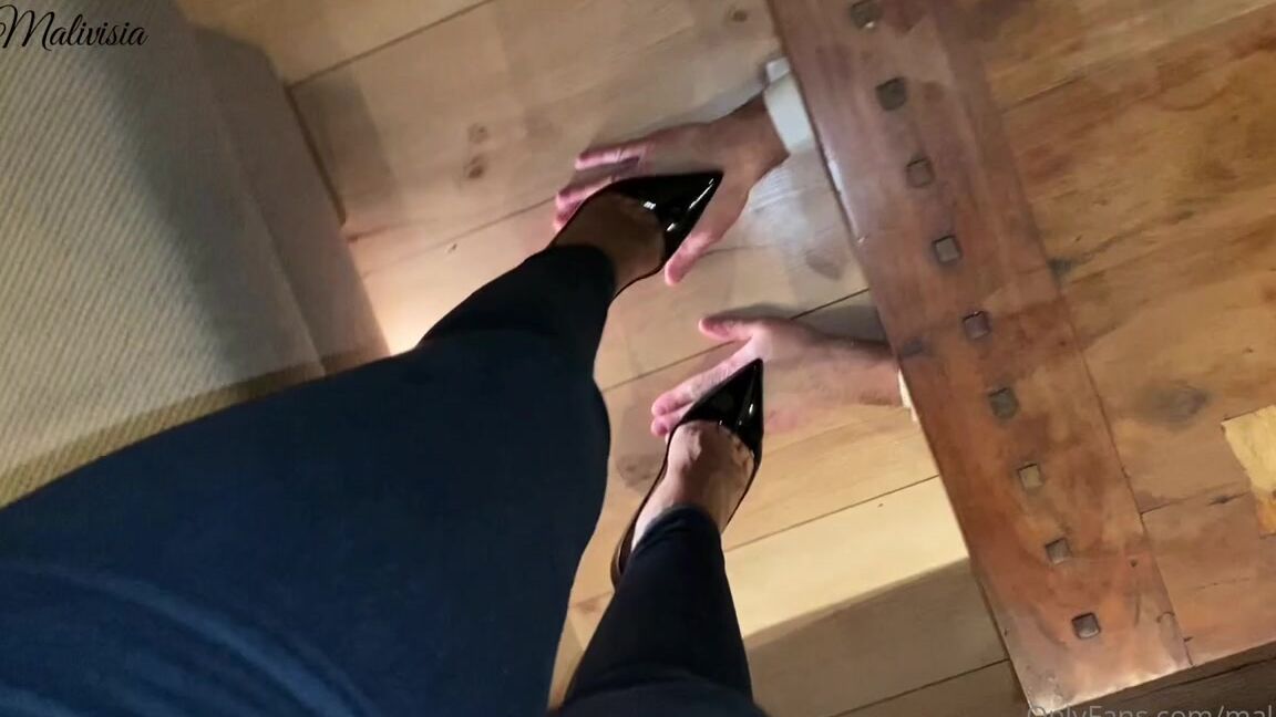 Malivisia Nicknamed Malivisia Onlyfans 02 04 2022 Enjoy A New Slow Motion Video With My Black Patent Louboutin Sokate 120 While I Trample