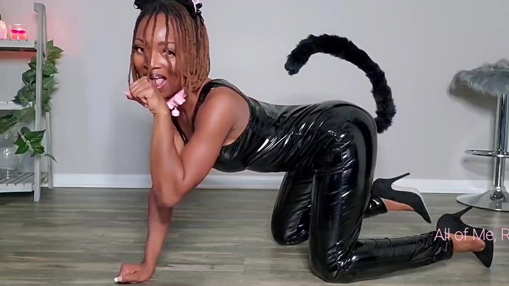 "Shyelle" blackandebony, buttplug, ebony, pussyplay, vibrator Suck My Pussycat STREAM manyvids
