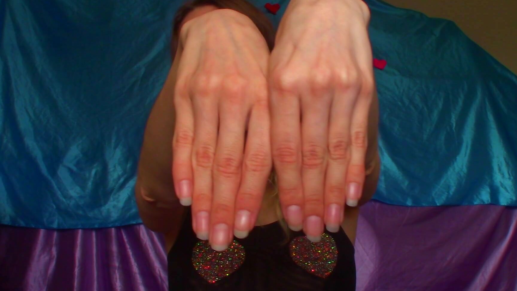 "Goddess Vanessa" finger fetish, finger nail fetish, hand fetish, scratching, nails Naturally LONG Nails Soft HANDS manyvids