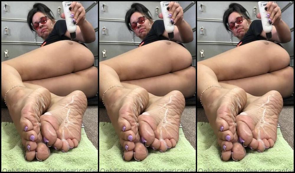Deedeericanfeet Onlyfans I Deleted This Vid By Accident Sheesh So I Had To Add It Again