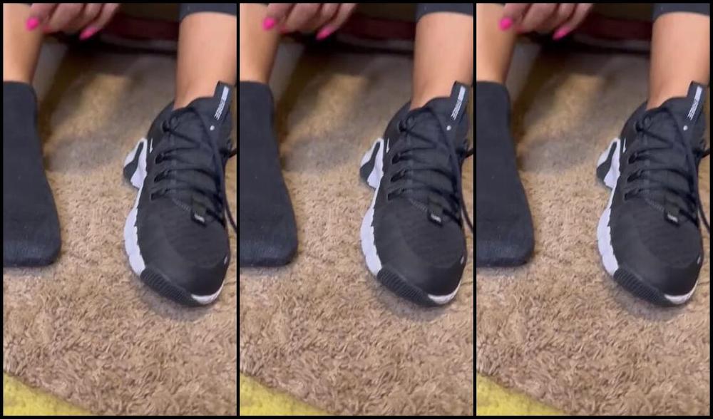 The Foot Worship Legend Nicknamed Enjoyyourfetish 03 30 2024 Onlyfans Video Queenhoneytoes Sweaty Stinky Gym Feet Shoe And Sock Reveal