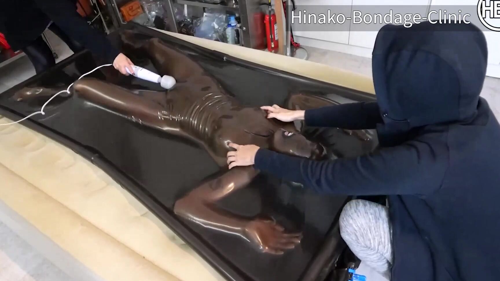 Hinako And Vacbed Slave
