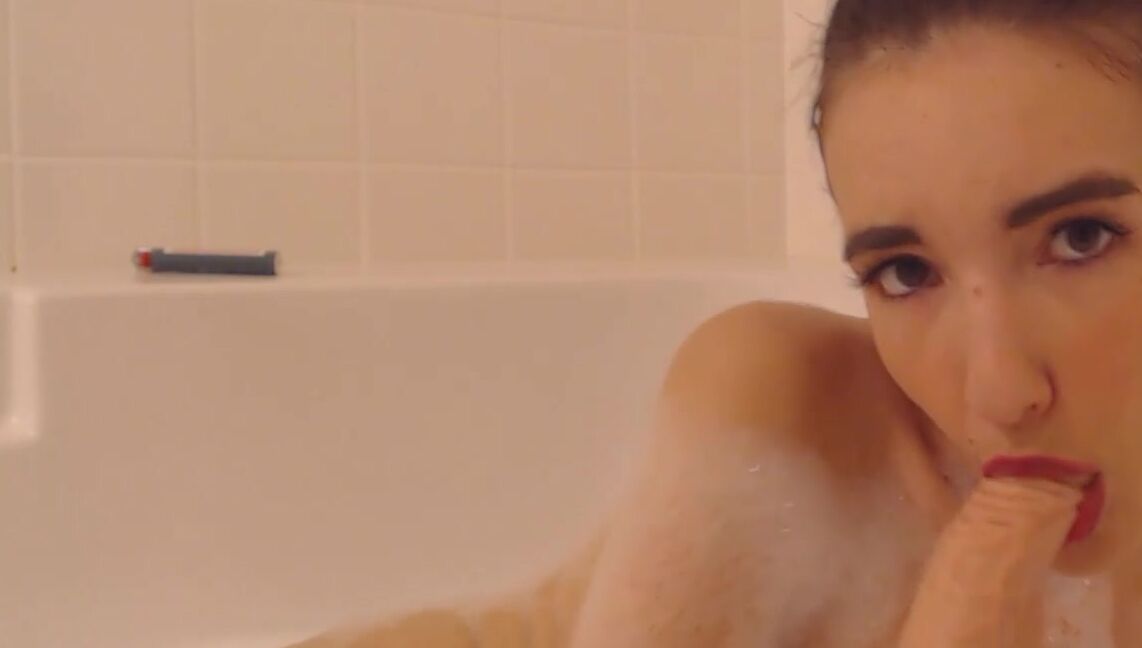Aubreyaurora Smoking In The Bath Amp Pleasing That Cock
