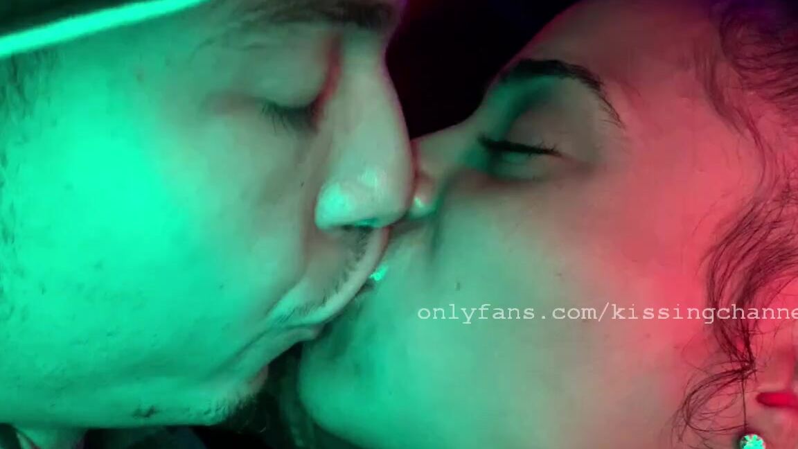 Kissingchannel Nicknamed Kissingchannel 11 17 2021 Onlyfans Video Milestone And Pheeway