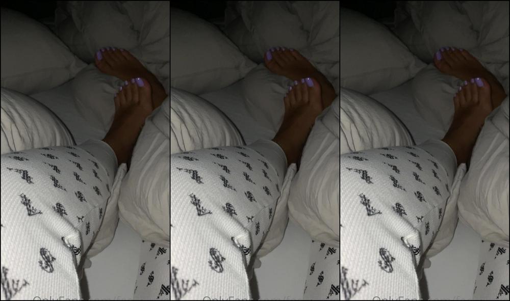 Feetbysvett Who Wants To Come Over For A Little Night Cap