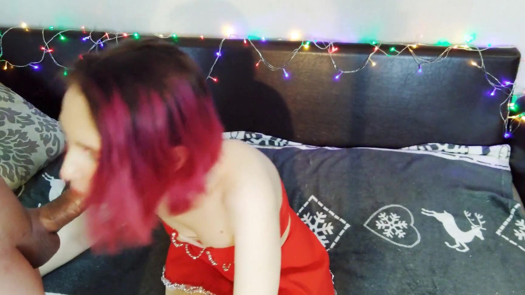 sweet pussy 18 years santa s assistant gives a blowjob to a naughty guy Pornhub