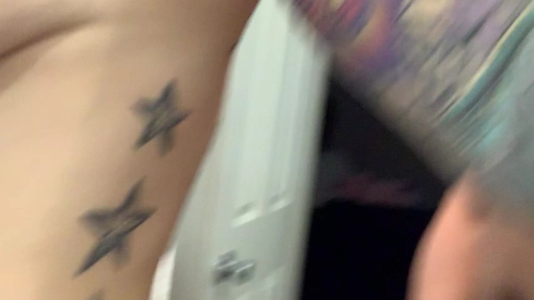 oftenelle-17-12-2019-106784107-anal-training-is-going.-like-this-video-if-you-re-enjoying-it