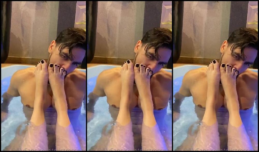 Mistressnara Onlyfans Series Trip To Olmpia Episode 1 Hexfetish And I Are On Vacation In Olmpia I Decided To Shar