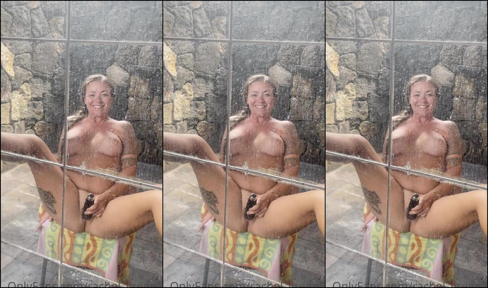 rachel-green69-27-07-2021-2172298650-been-awhile-since-i-ve-had-some-solo-shower-fun-played-for-a-few-then-decided-to-gr