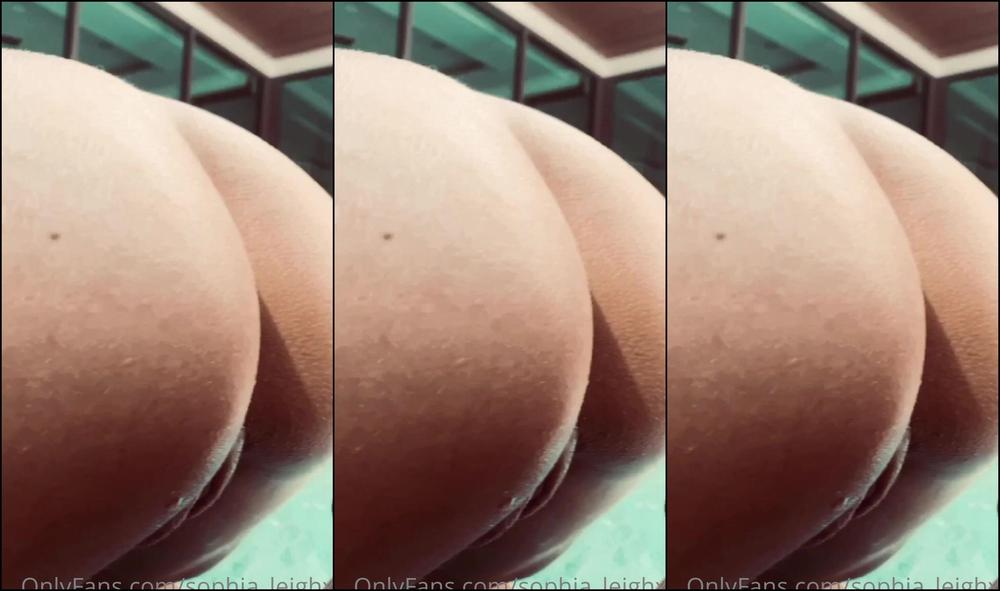 sophia-leighxx-04-07-2020-449432611-beth-fucks-me-in-the-pool-