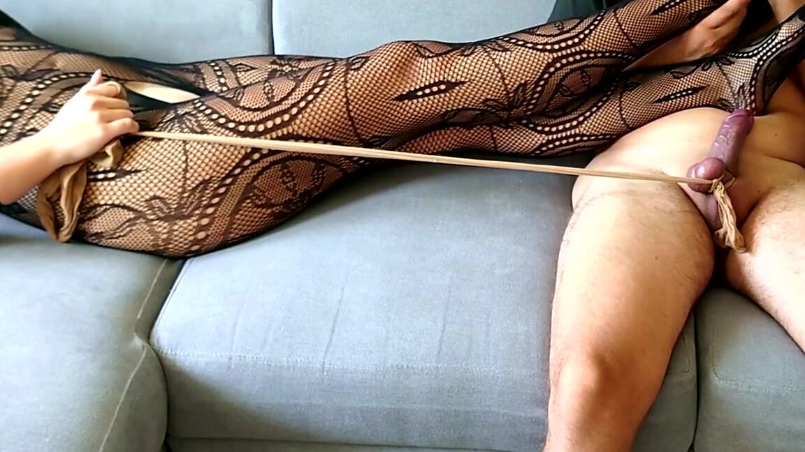 Mistress Redix Nicknamed Mredix 09 30 2023 Onlyfans Video This Time I Really Wanted To Have A Foot Massage I Immediately Ordered My Slave