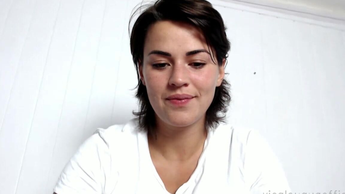 vicalouquaofficial-07-06-2020-403649821-stream-started-at-06-07-2020-05-34-pm-free-show-show-gratos