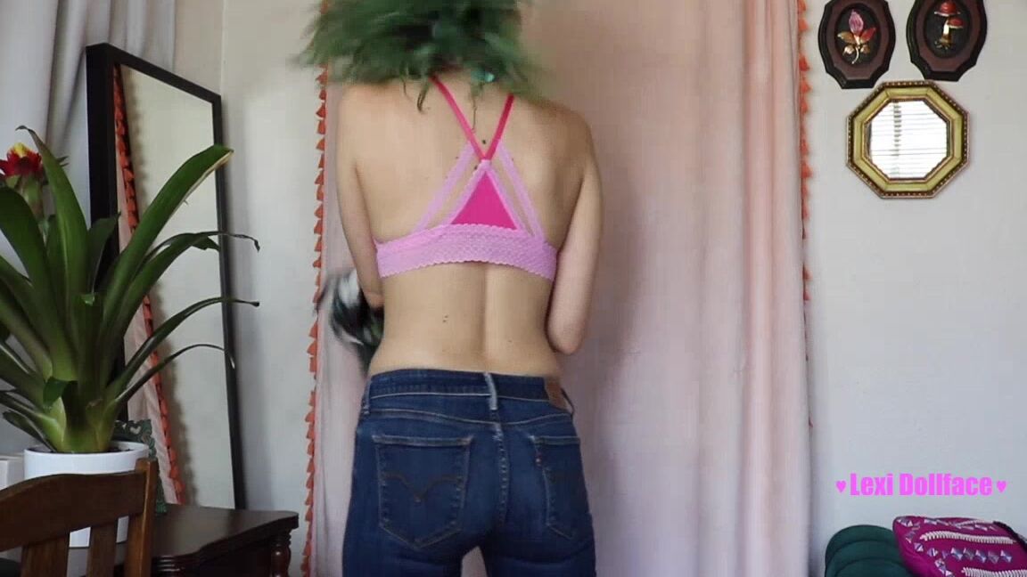 Lexi Dollface Striptease Wedgies