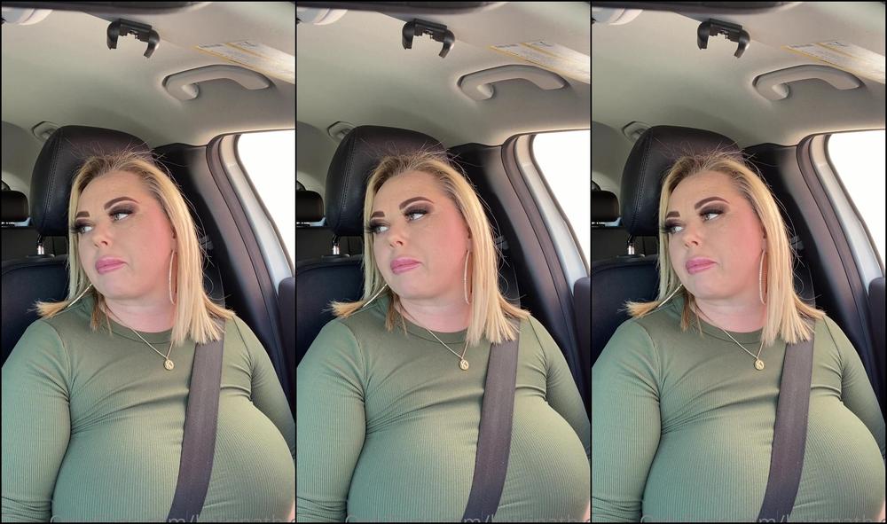 katrinathicc-19-04-2021-2087576976-as-i-was-driving-downtown-to-run-some-errands-i-saw-a-homeless-man-on-the-side-of-the-road