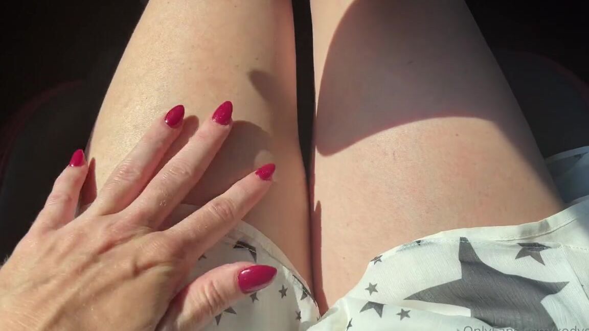 Kodyevans Onlyfans You Just Really Want To See What Kind Of Panties I Have On Under This Skirt