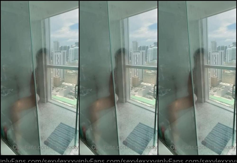 Sexylexxxyp 2127524929 06 04 2021 Got Caught Playing In The Shower