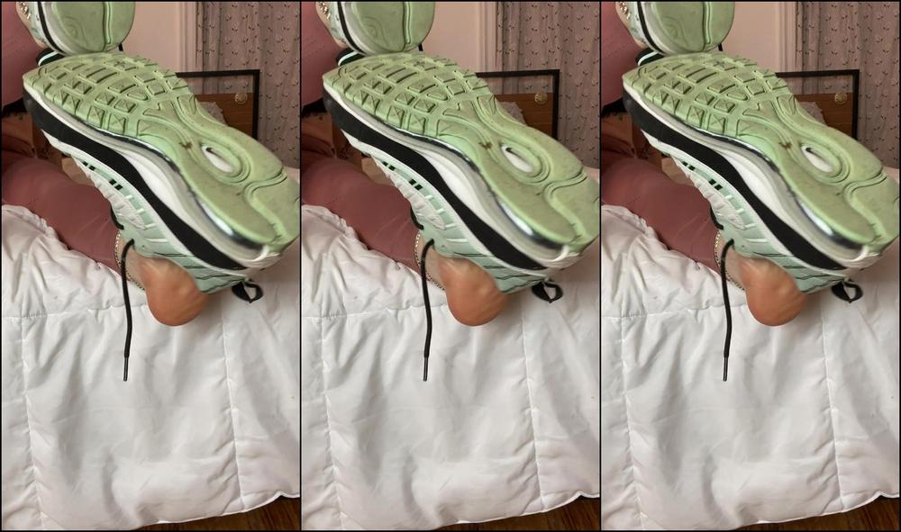 Goddessfendi Small Penis Humiliation And Sweaty Gym Shoe Removal