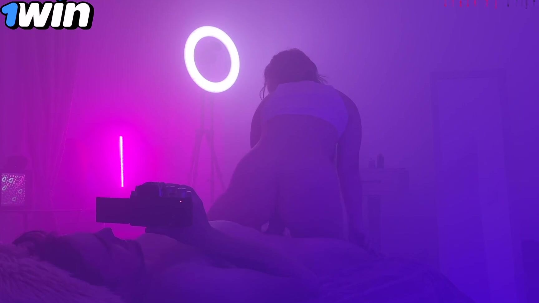 Luckyplucky Моя Жена Изменяет Мне В Соседней Комнате Я Слышу Как Она Стонет И Мне Это Нравится