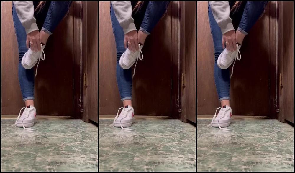 Soldmysolesforink Nicknamed Soldmysolesforink 01 19 2024 Onlyfans Video From Sockless Stank To Veiny Hot Freshness