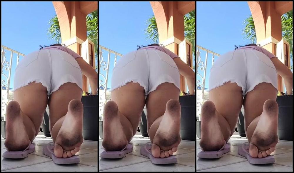 Goddess Nicole Aka Nicolesgoddesssoles Foot Fetish 07 25 2023 Onlyfans Video Whoops Seems I Got My Feet Real Dirty Out Here Watering My Plants