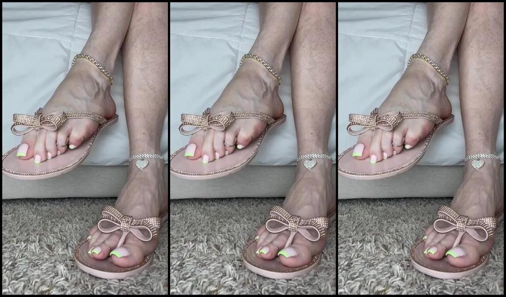 Fendi Feet Aka Goddessfendi Onlyfans Stroke Your Dick While You Watch Me Tease You With My Pretty Pedi And Flip Flopsp