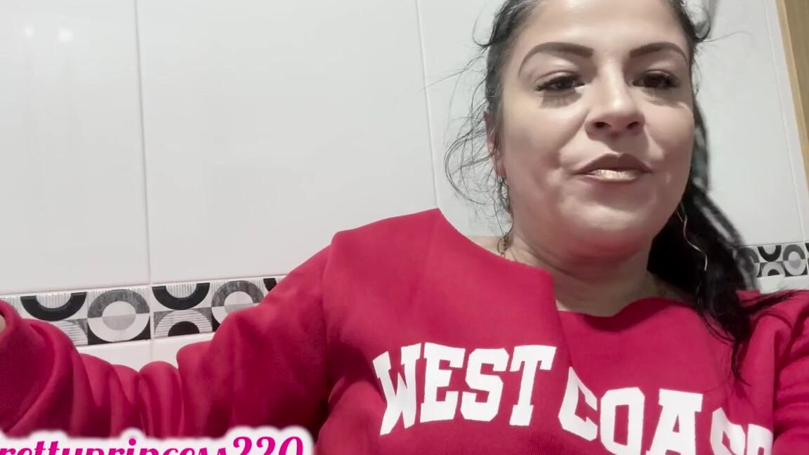 Prettyprincess220 01 16 2025 Onlyfans Video Smoking And Burping