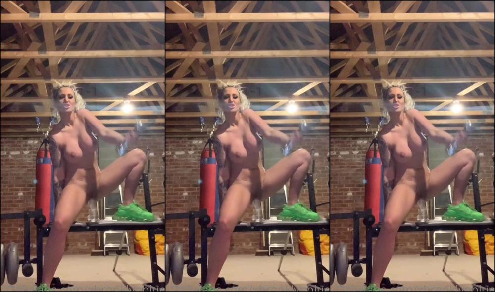 Xbrooklynbluex Special Treat For Your Friday Afternoon Minute Long Video Of Me And My Dildo Squirtin