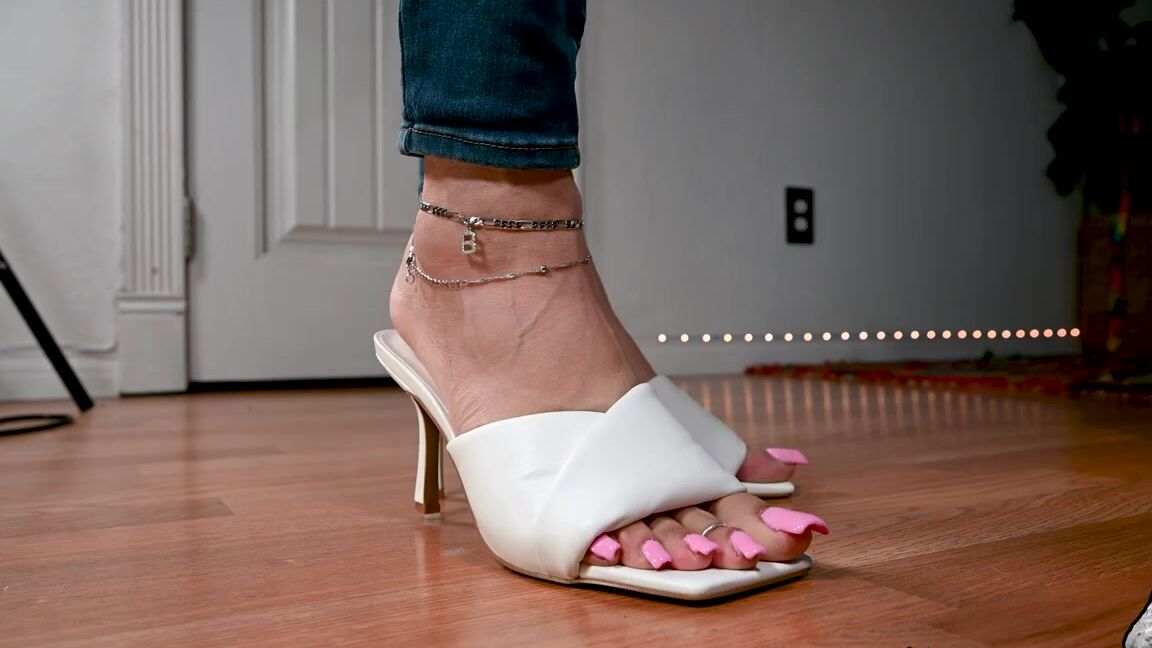 Fem Bryce Nicknamed Fembryce Onlyfans Well With Most Votes Towards Foot Content Primarily Thats What Ill Do And Im Excited