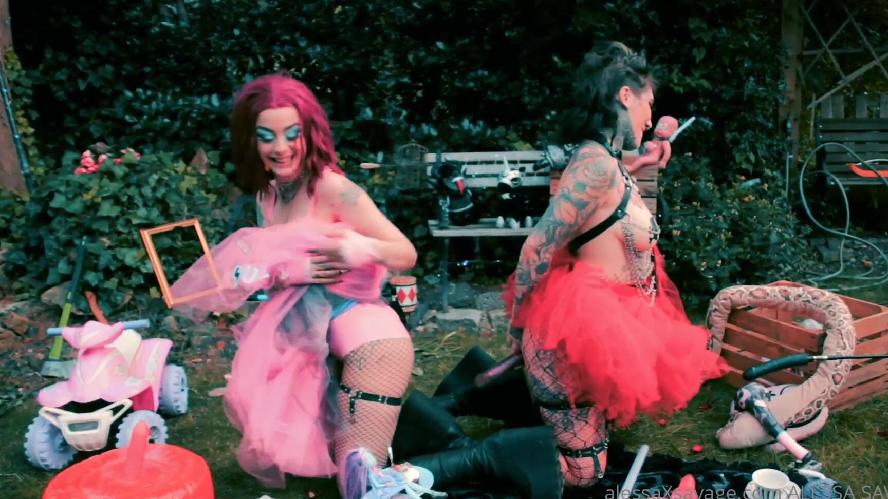 Alessa Savage Garden Party Ft Pixiepeachvip