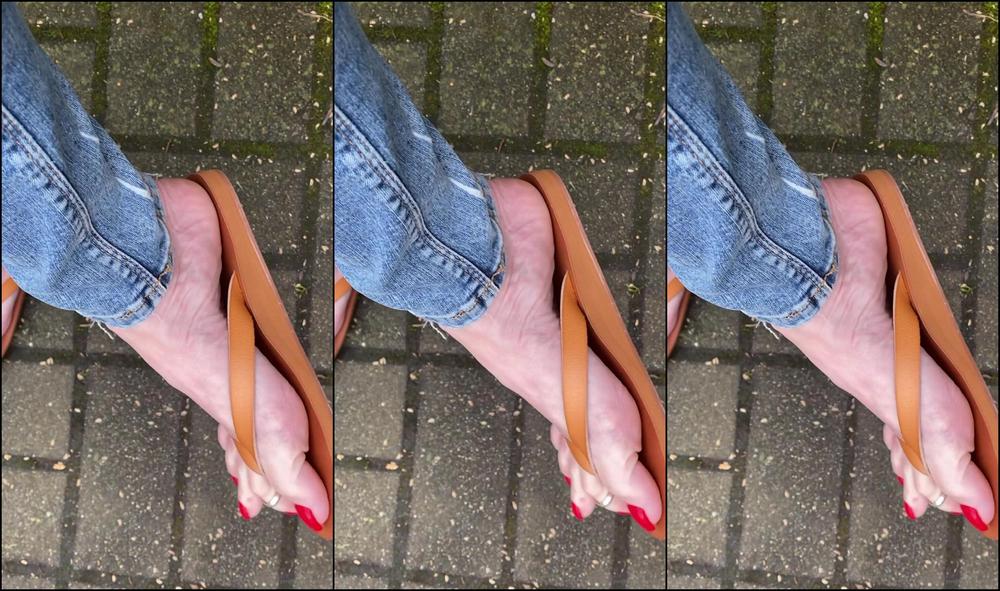 Beneathmytoes I Put On Jeans And Braved It Again Haha