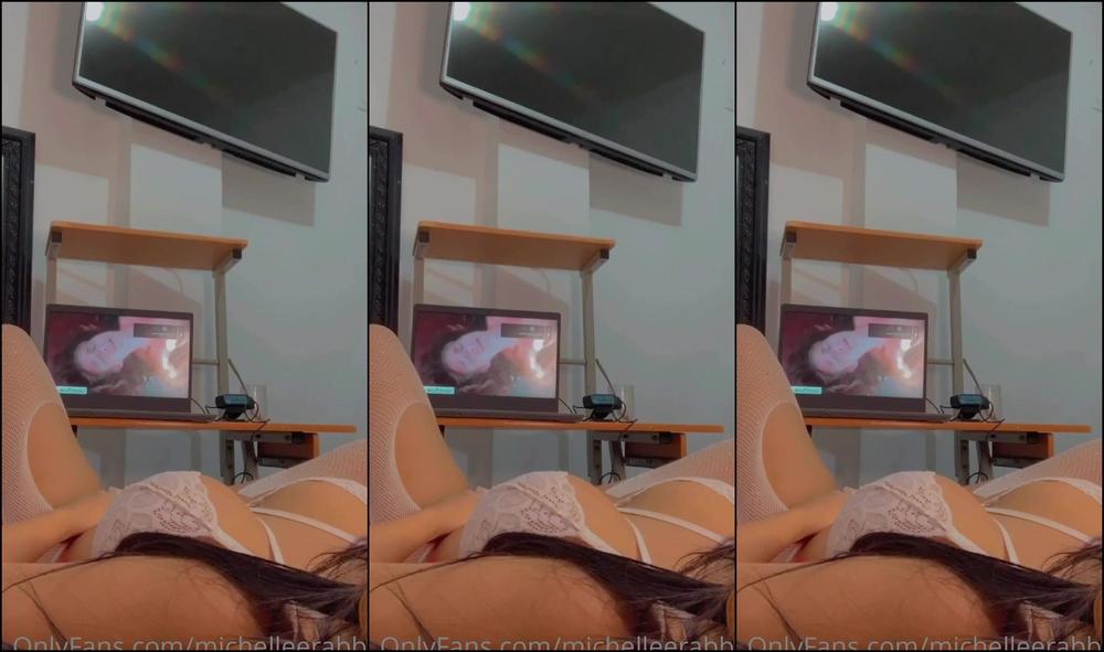 michelleerabbit-14-06-2020-430681693-jugando-a-ver-porno-mientras-me-masturbo-hasta-acabar-...