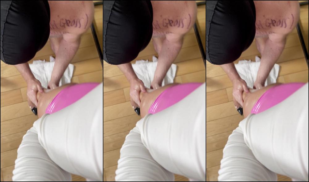 Princess Amber 2021 12 20 2306995136