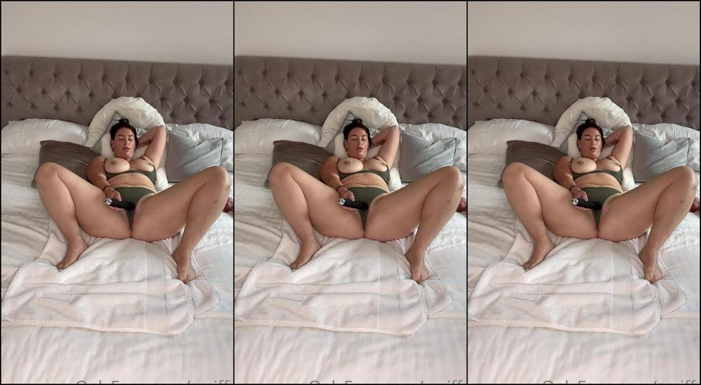 Sxphiemxi 2994068481 08 27 2023 Solo Sensual Pussy Play With Squirt Ending