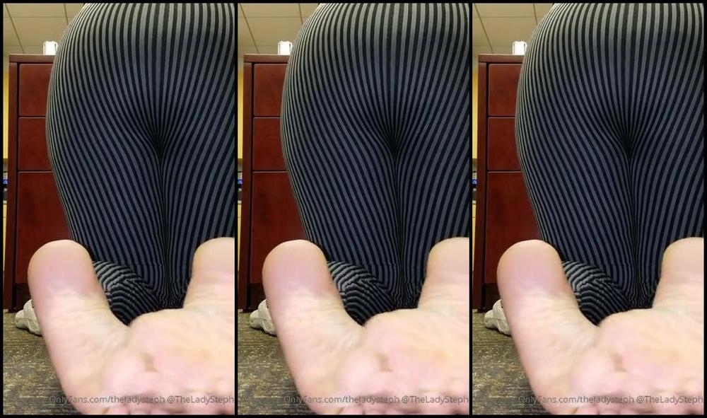 Lady Steph Nicknamed Theladysteph Onlyfans 11222016 Office Flashbacks Soles And Leggings Onlyfans Vintageladysteph Theladysteph Footfetishn